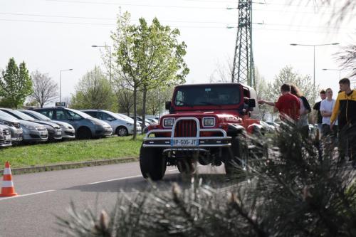 © J Leroy